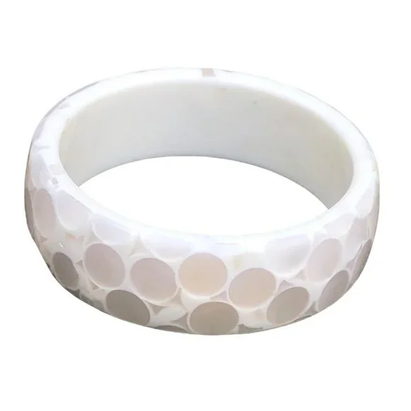 Chunky Vintage White Lucite Bangle Bracelet with Encased Mother of Pearl Polka D - Picture 2 of 7